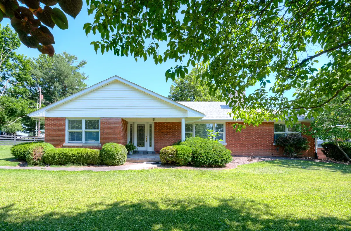 4861 Winchester Road, Lexington, KY 40509 - #1
