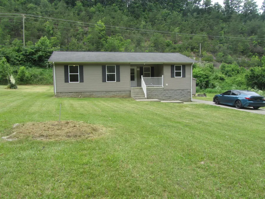 566 Lantern Way, Frenchburg, KY 40322 - #2