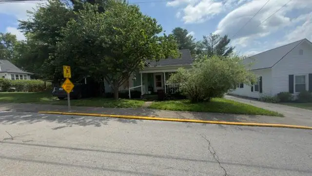 305 N Maple Street, Somerset, KY 42501 - #2
