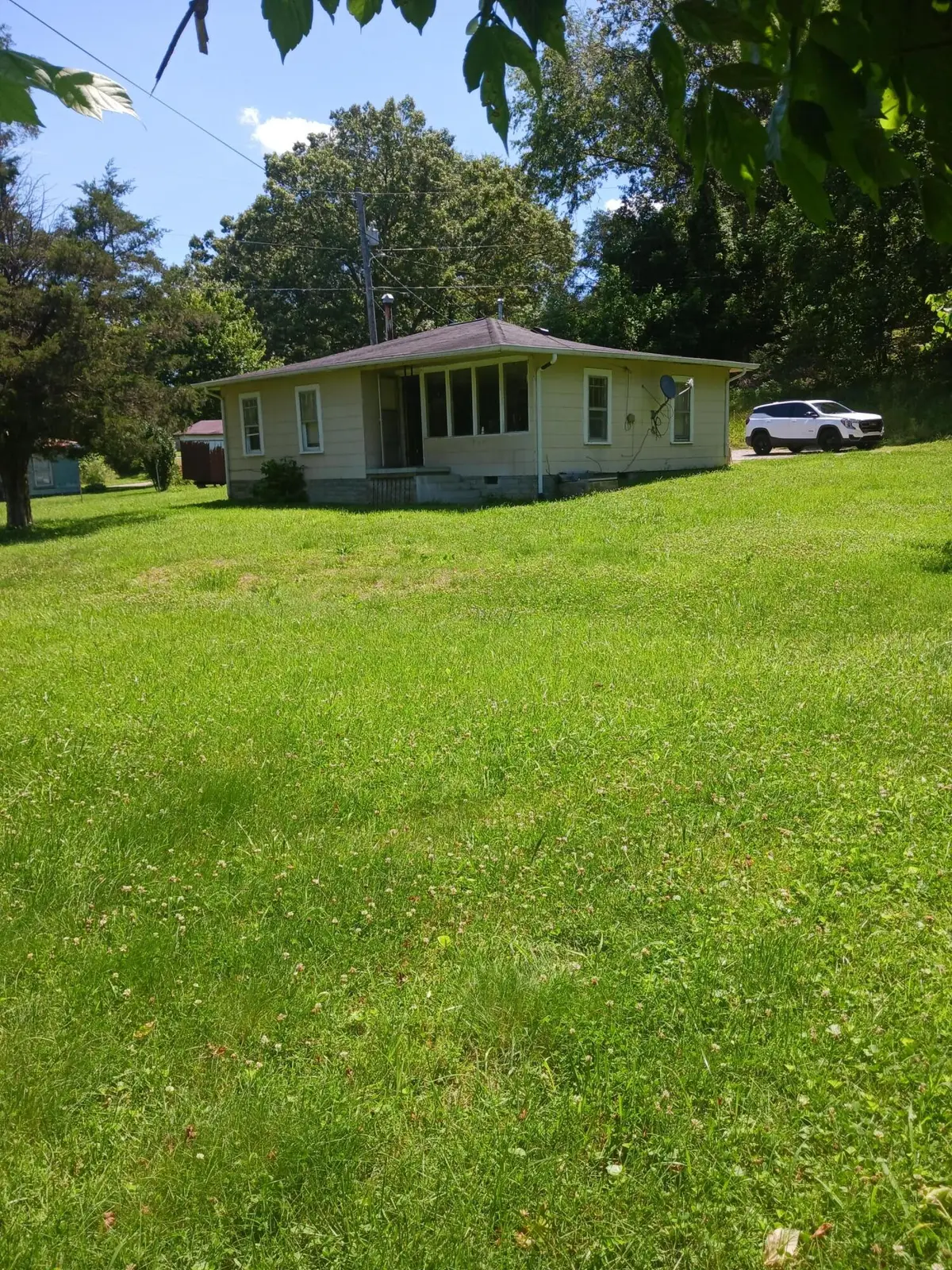 32 Cr-1143a Dear Born Drive, Barbourville, KY 40906 - #1