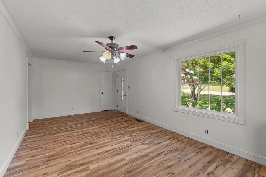 215 Lynn Drive, Lawrenceburg, KY 40342 - #3