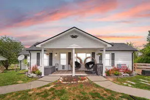 5600 Richmond Road, Irvine, KY 40336 - #1