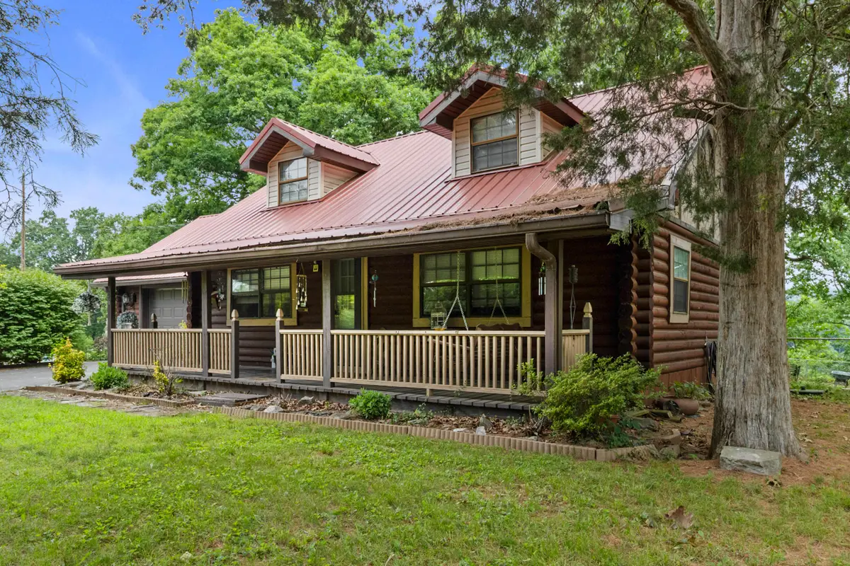 946 E Lakeshore Drive, Burnside, KY 42519 - #1