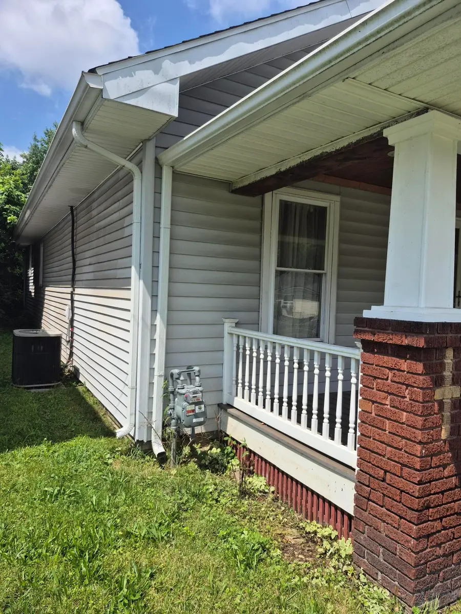 154 Devonia Avenue, Lexington, KY 40505 - #3