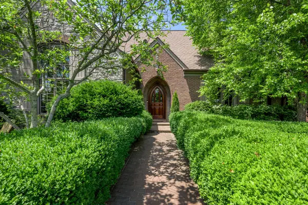 601 Delong Road, Lexington, KY 40515