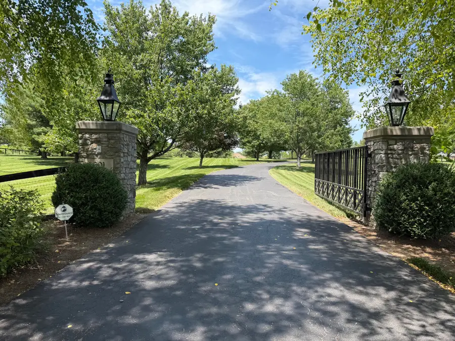 601 Delong Road, Lexington, KY 40515 - #3