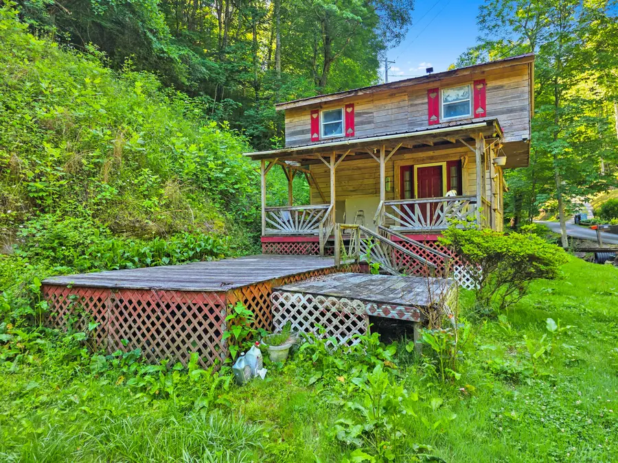 6728 Straight Hollow Road, McVeigh, KY 41555 - #3