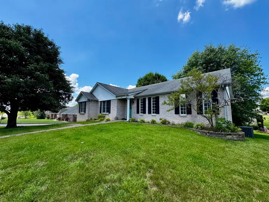 151 Meadowcrest Drive, Somerset, KY 42503 - #2