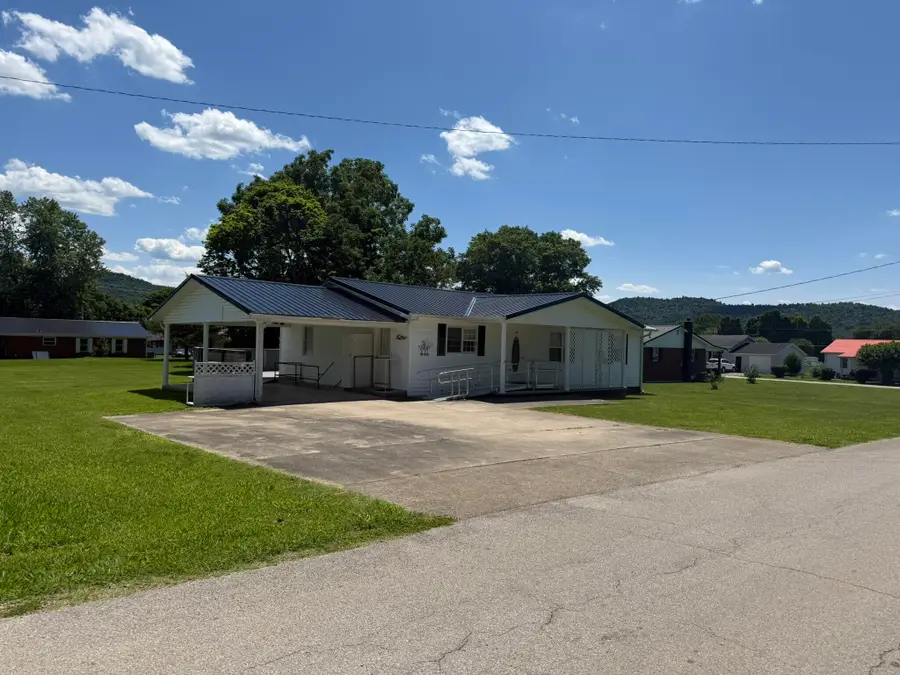 93 Green Acres Drive, Monticello, KY 42633 - #3