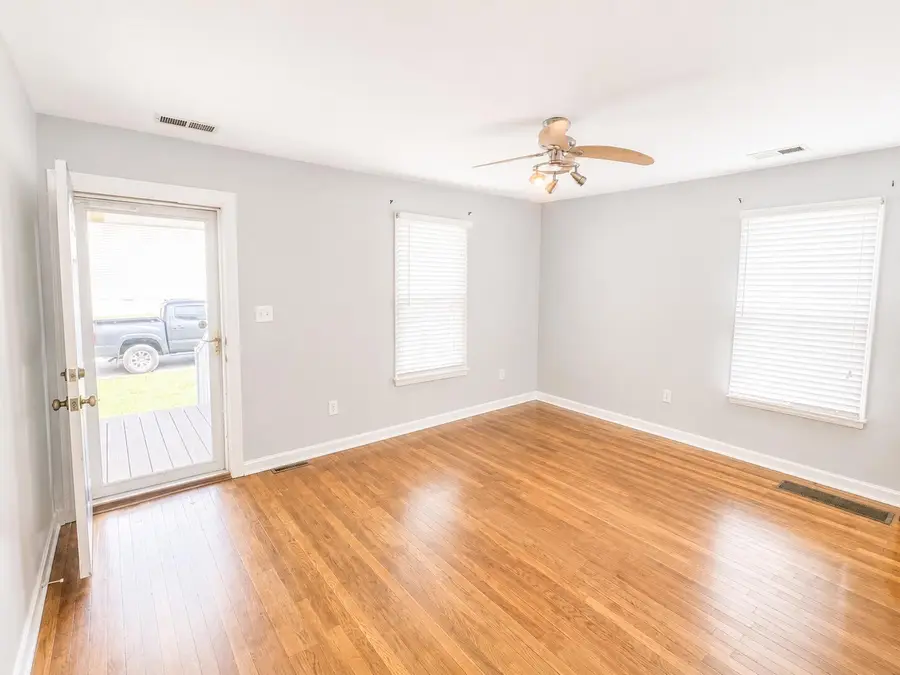 1043 A & B Crescent Avenue, Lexington, KY 40503 - #2