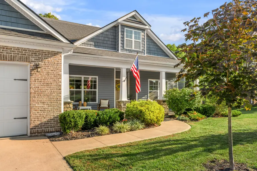 4060 Greentree Road, Versailles, KY 40383 - #2
