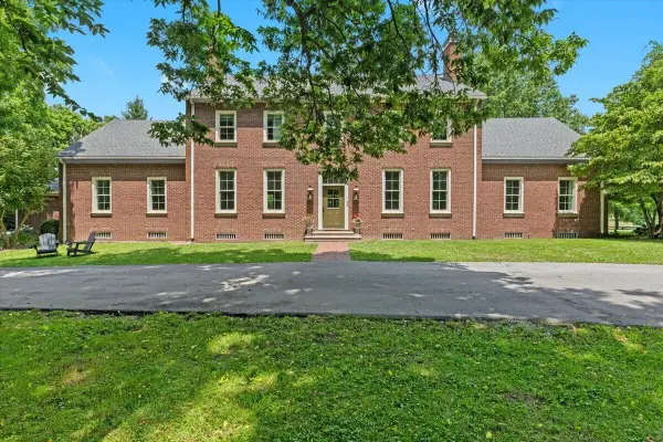 4001 Shannon Run Road, Versailles, KY 40383