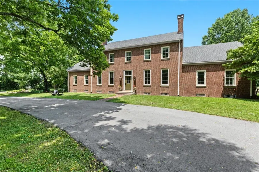 4001 Shannon Run Road, Versailles, KY 40383 - #2