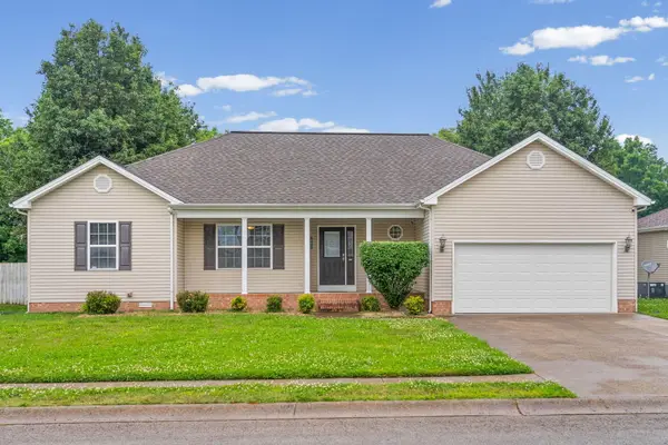 991 Wing Tip Circle, Hopkinsville, KY 42240