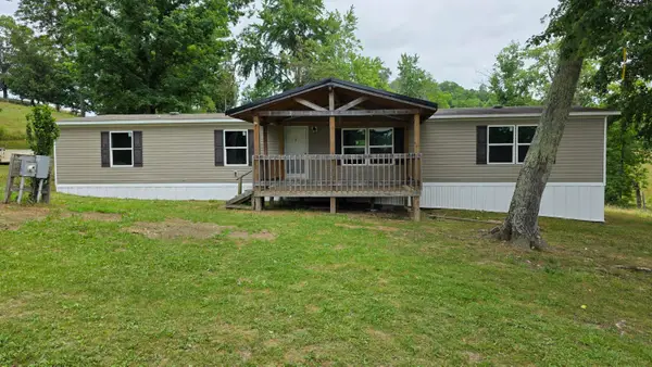 690 Huff School Road, McKee, KY 40447