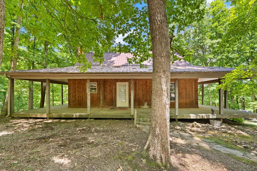 1261 Clark Road, Irvine, KY 40336 - #2