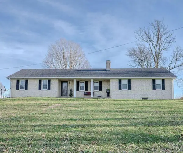 10405 Ky-52, Paint Lick, KY 40461