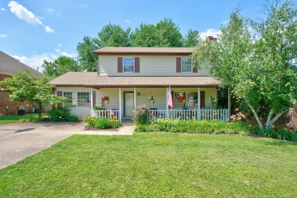 112 1/2 Applegrove Drive, Nicholasville, KY 40356