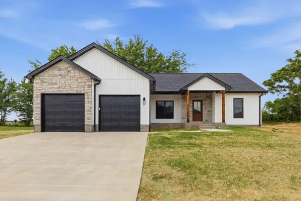100 Gray Bird Lane, London, KY 40741