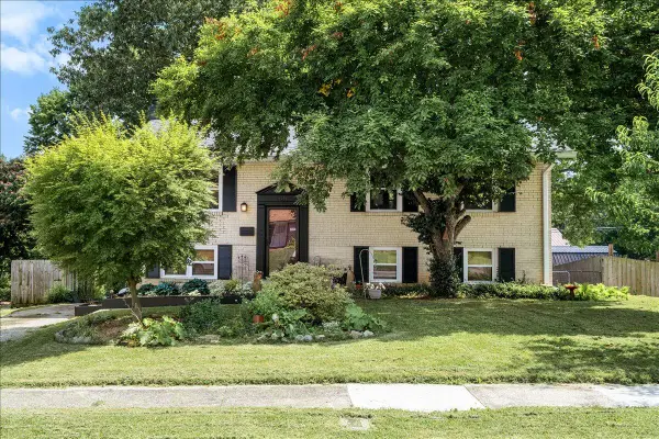 1265 Nice Drive, Lexington, KY 40504