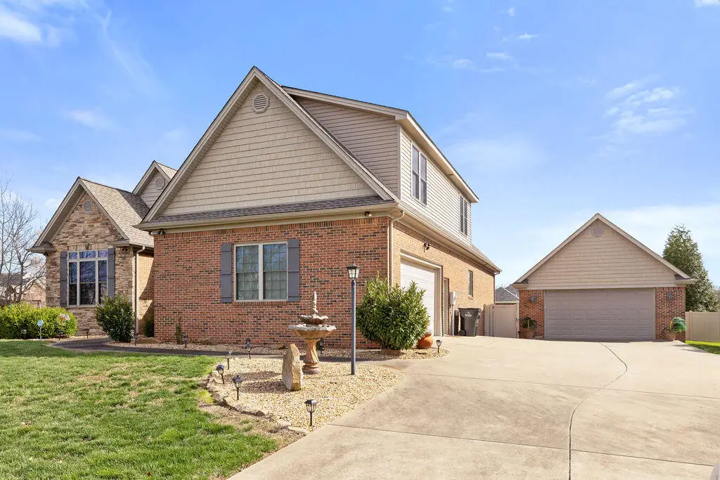 125 Pershing Way, Paducah, KY 42001 - #1