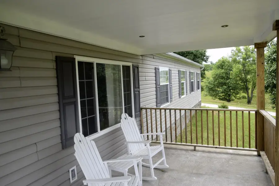 7223 Mt Carmel Road, Maysville, KY 41056 - #2