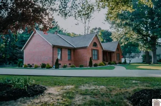220 Valiant Drive, Paducah, KY 42001 - #3