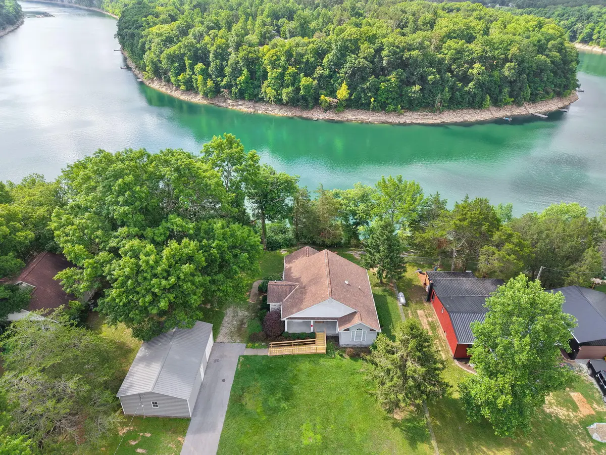 175 S Riverwood, Bronston, KY 42518 - #1