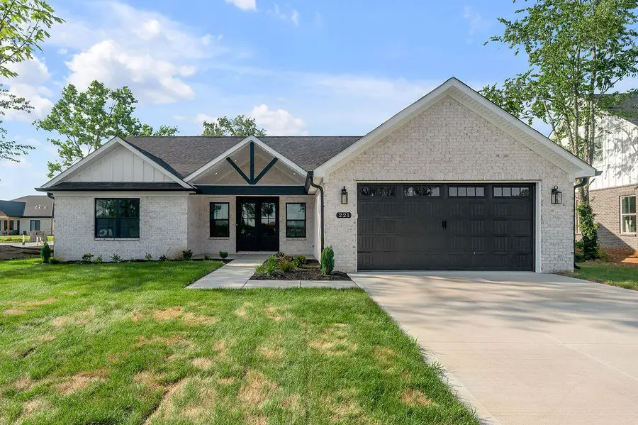 221 Madison Avenue, Nicholasville, KY 40356 - #2