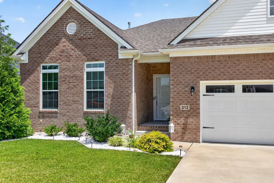 312 Fox Hollow Trail, Nicholasville, KY 40356 - #2