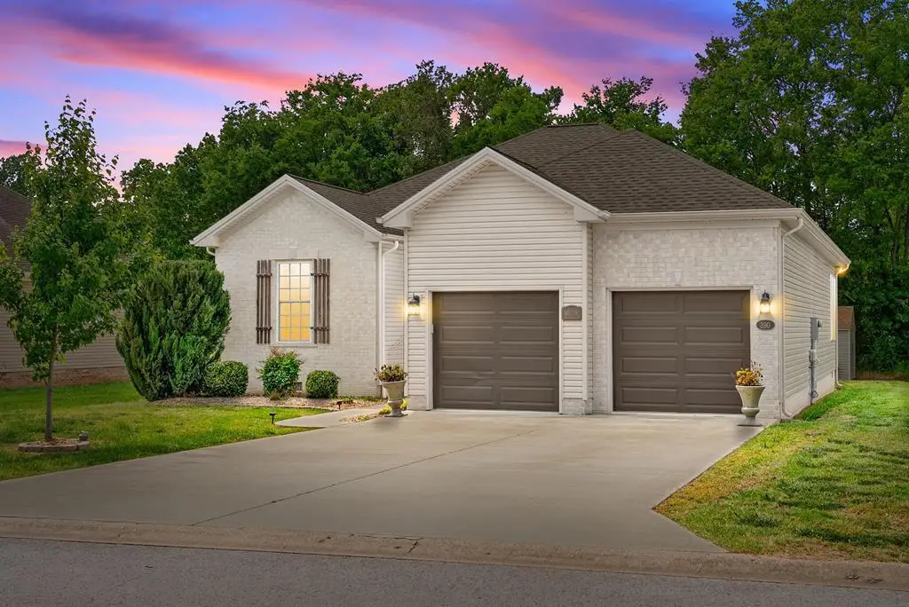 390 Irish Circle, Hopkinsville, KY 42240 - #1