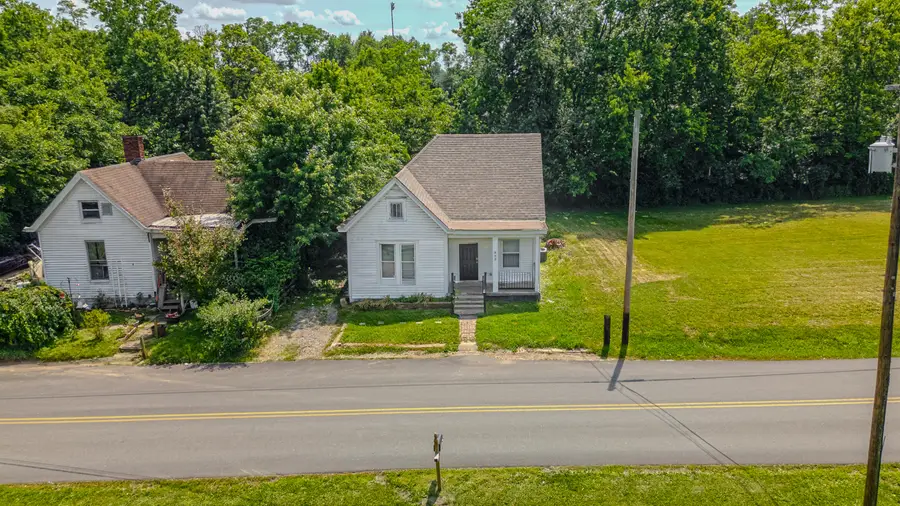 863 E Main Street, Georgetown, KY 40324 - #3