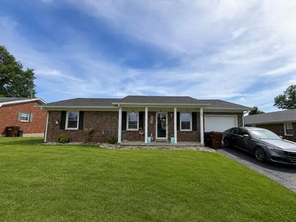 106 Pin Oak Drive, Lancaster, KY 40444