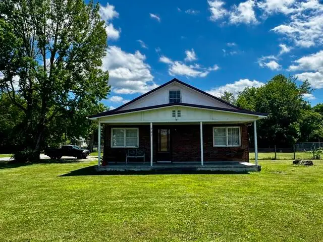901 Exeter Avenue, Middlesboro, KY 40965 - #1