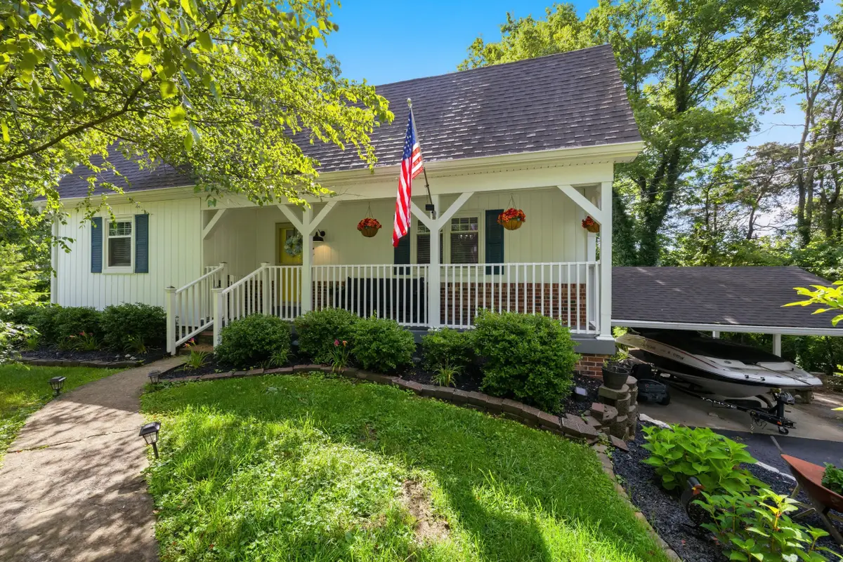 890 Gwinn Island Road, Danville, KY 40422 - #1