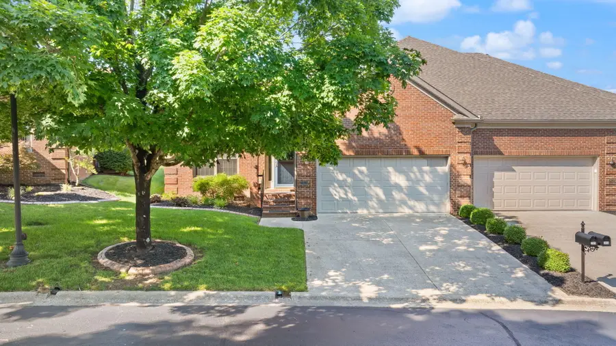 2013 Highlands Drive, Richmond, KY 40475 - #2