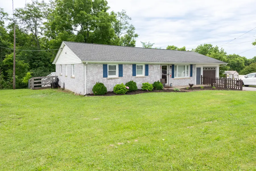 1105 Woodlake Road, Stamping Ground, KY 40379 - #3