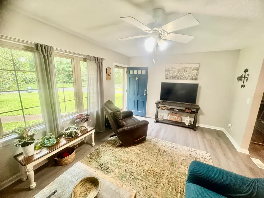 313 Linden Avenue, Eddyville, KY 42038 - #2
