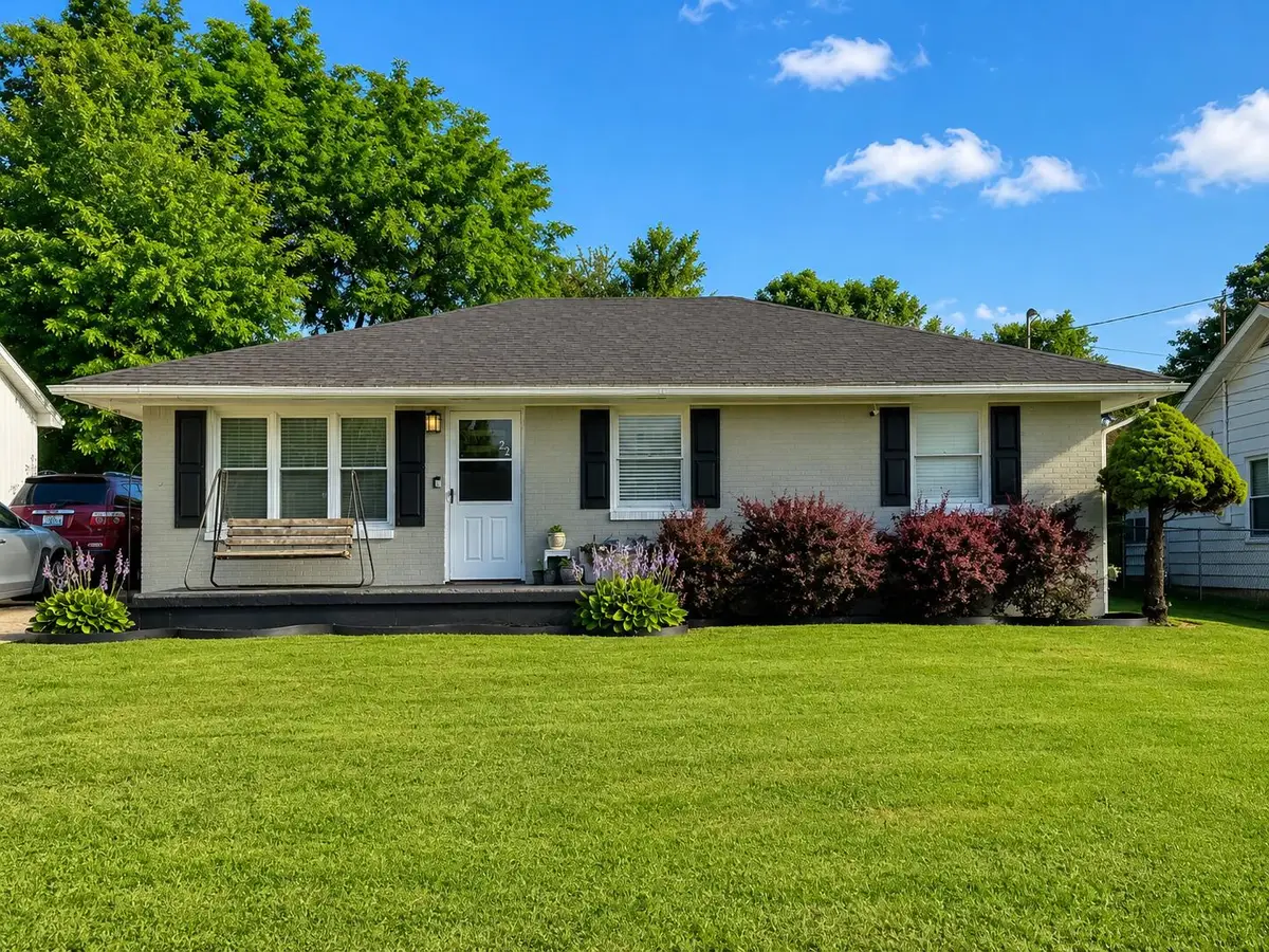 221 Dorothy Avenue, Danville, KY 40422 - #1