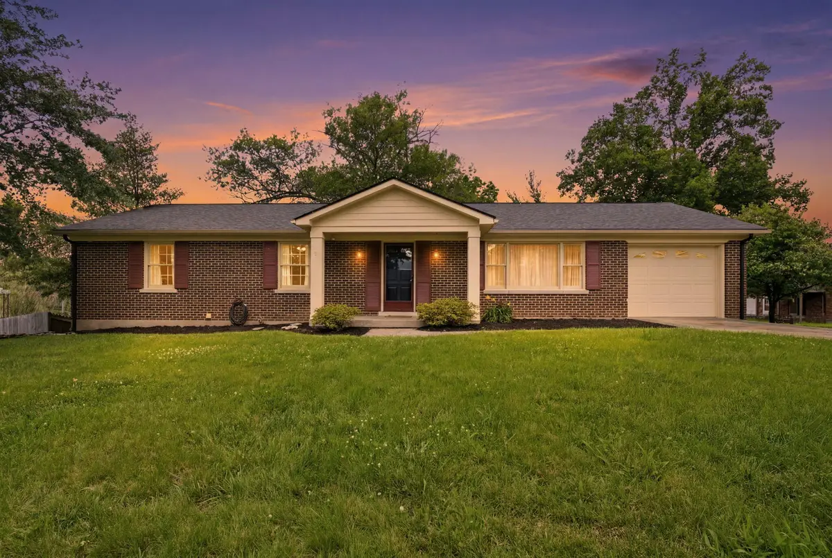 603 S 3rd Street, Nicholasville, KY 40356 - #1