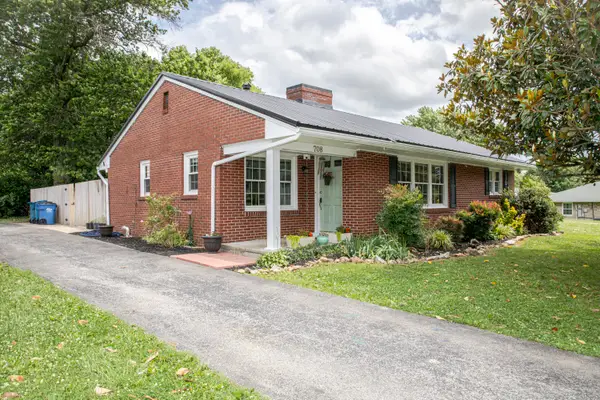 708 Maple Avenue, Danville, KY 40422