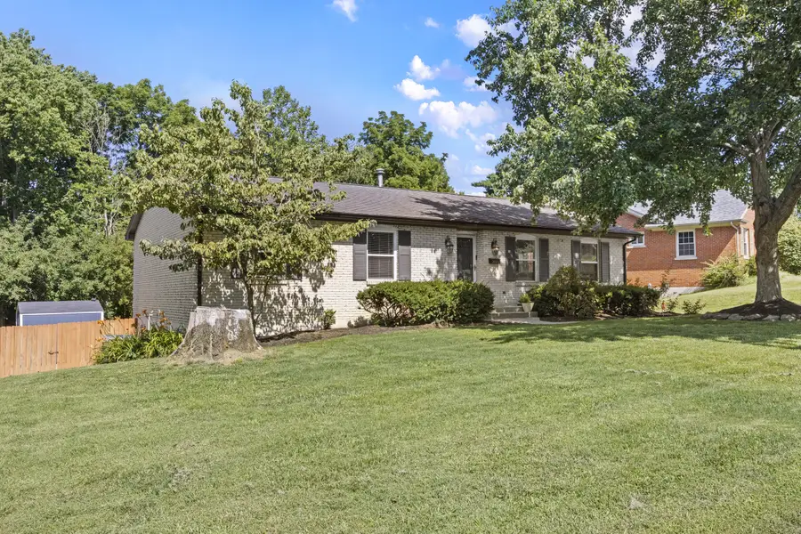 3483 Lansdowne Drive, Lexington, KY 40517 - #2