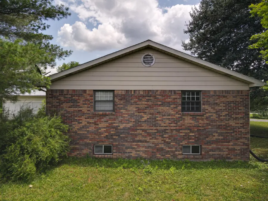 10113 Kentucky 92, Monticello, KY 42633 - #3