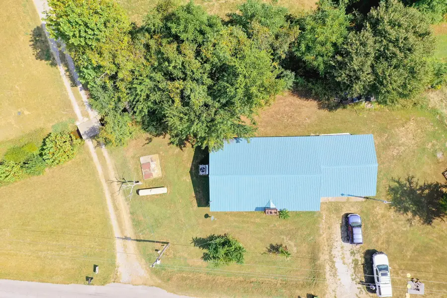 934 Farmersville Road, Princeton, KY 42445 - #3