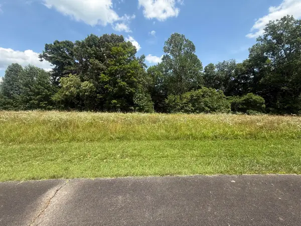 50 Brooke Drive, Jamestown, KY 42629