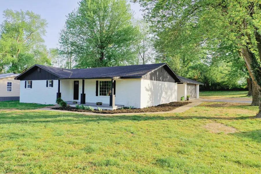 411 Bell Street, Princeton, KY 42445 - #2