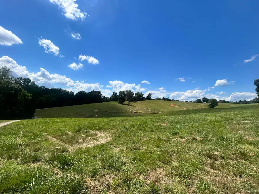 7 Ruel Glidewell Rd, Burkesville, KY 42717 - #2