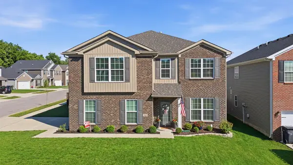 1501 Flemishbond Path, Lexington, KY 40509
