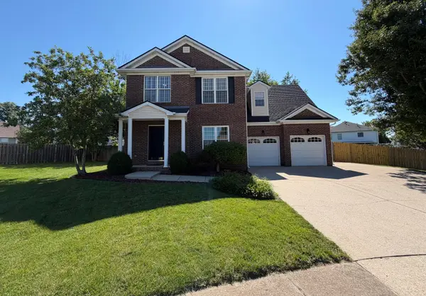 205 Dundee Court, Versailles, KY 40383
