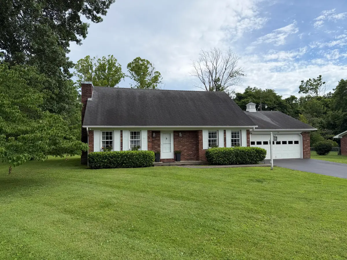 168 Geneva Avenue, Irvine, KY 40336 - #1